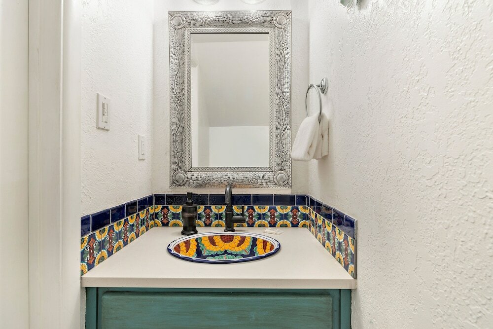 Фото Fort Marcy Hotel Suites by All Seasons Resort Lodging