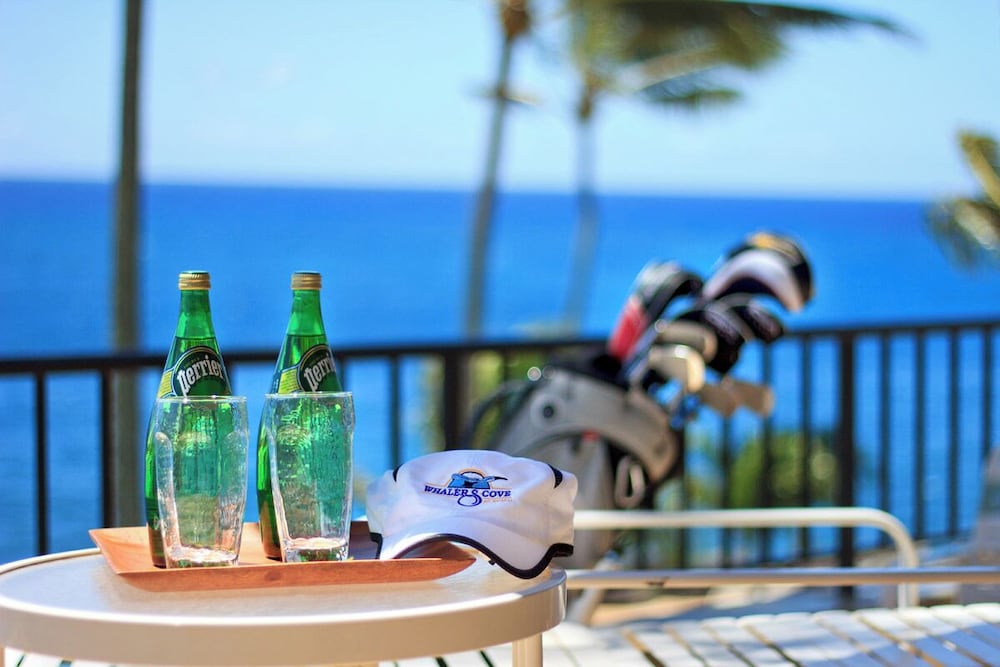 Фото Whalers Cove Oceanfront Resort