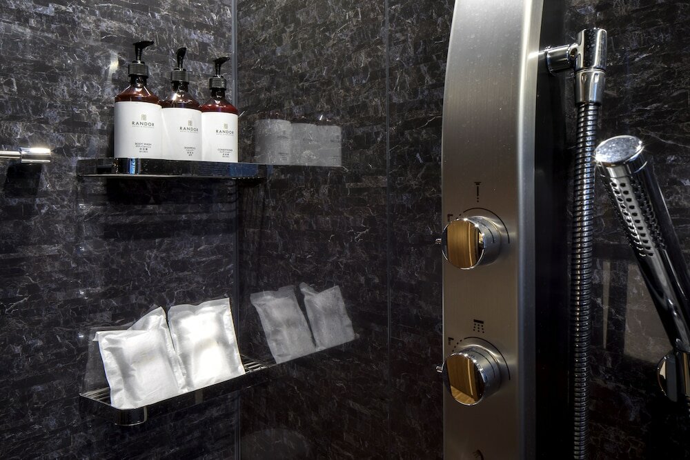 Фото Randor Hotel Namba Osaka Suites