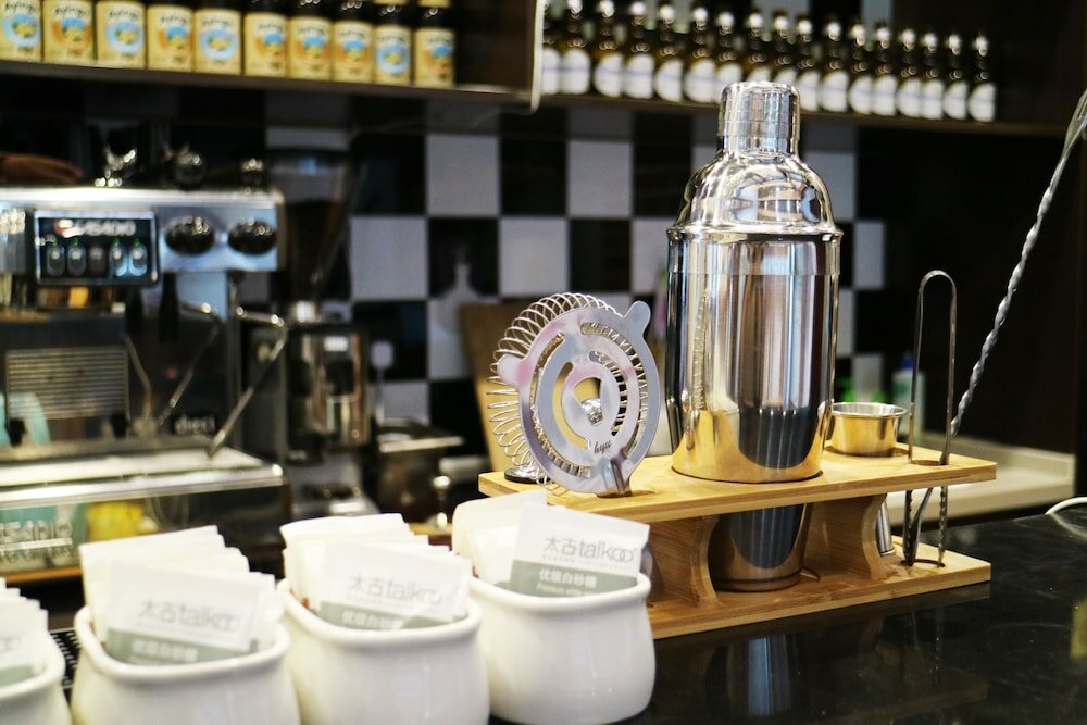 Фото Shanghai Linyin Holiday Hotel