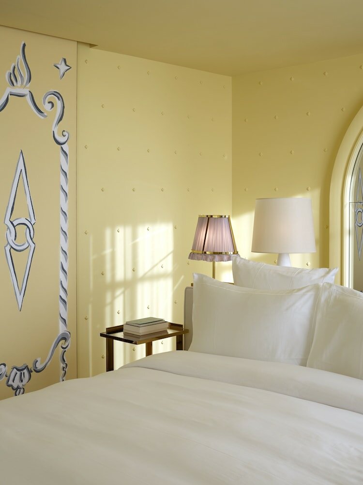 Фото 9Confidentiel