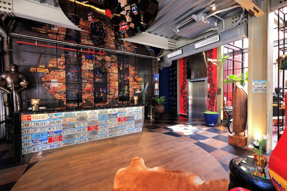 Фото MeStyle Garage Hotel Bangkok