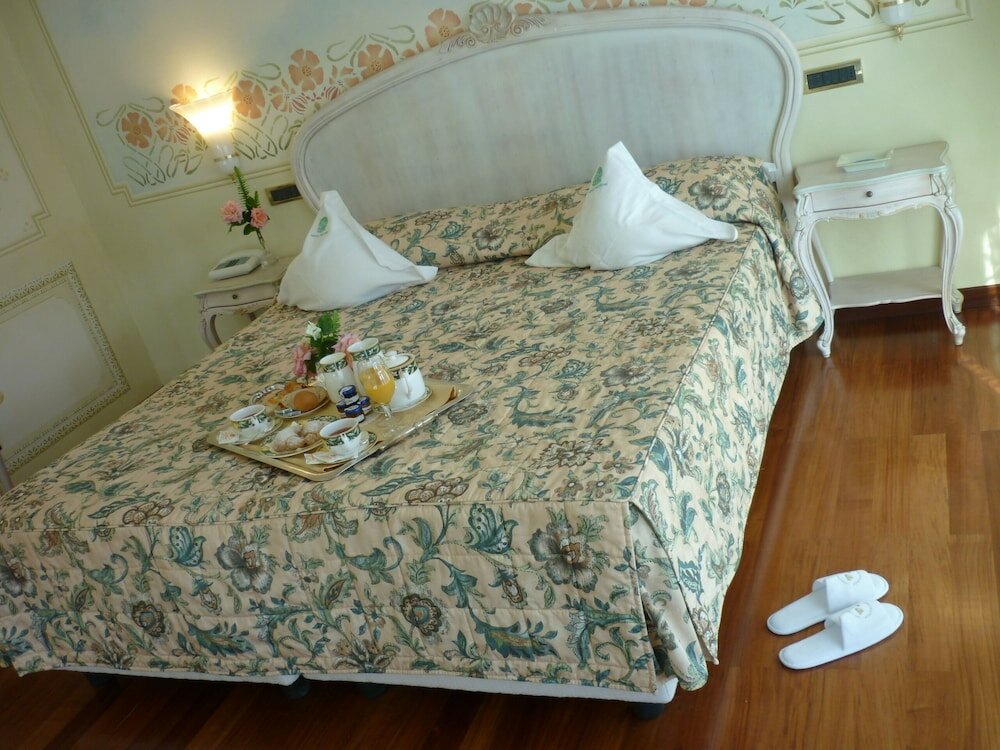 Фото Suite Hotel Nettuno