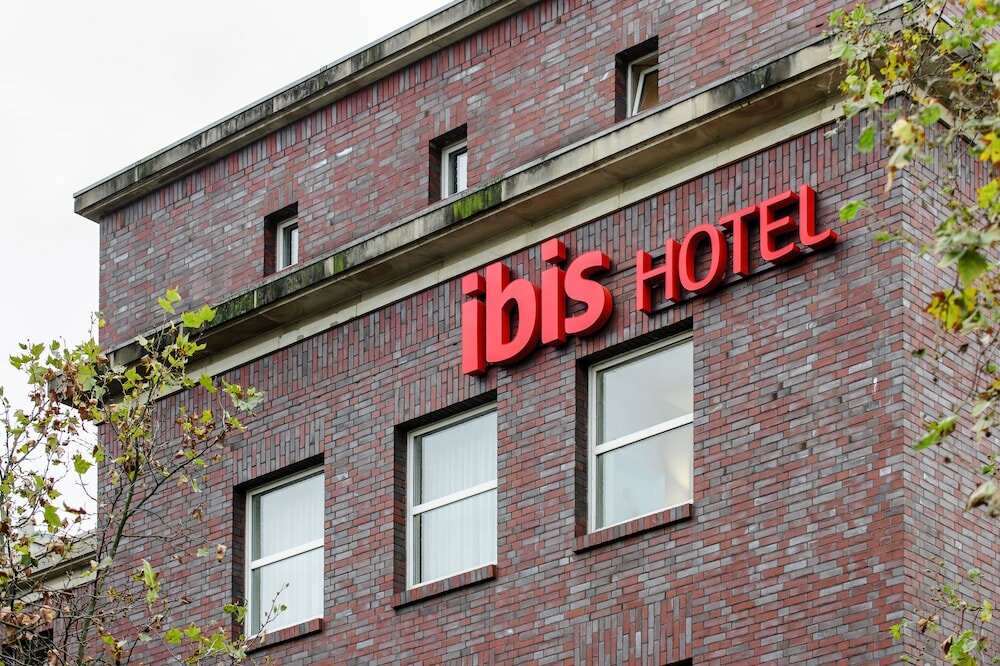 Фото Ibis Düsseldorf Hauptbahnhof