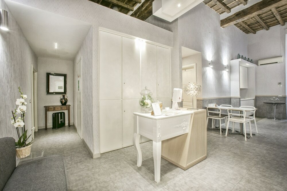 Фото History Suite