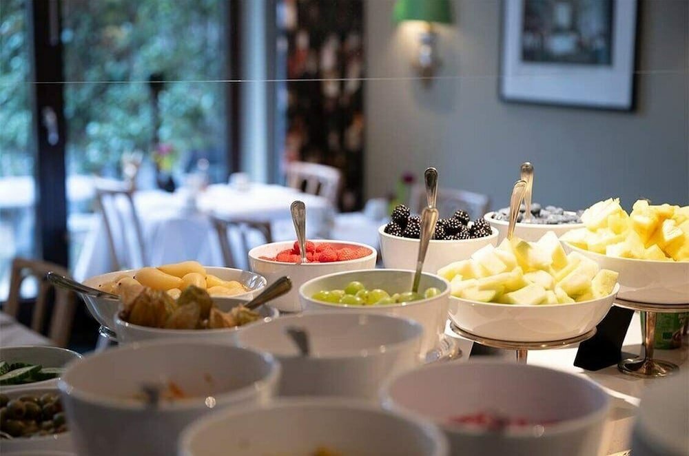 Фото Admiral Hotel