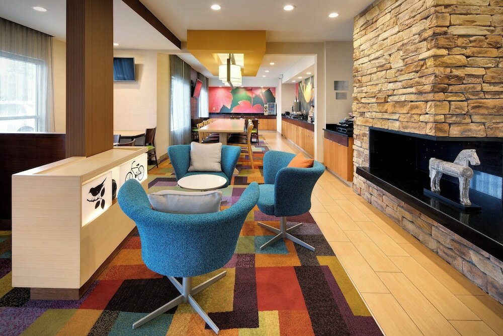 Фото Fairfield Inn and Suites by Marriott Indianapolis Airport