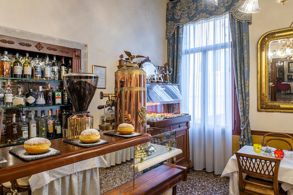 Фото Palazzo Odoni