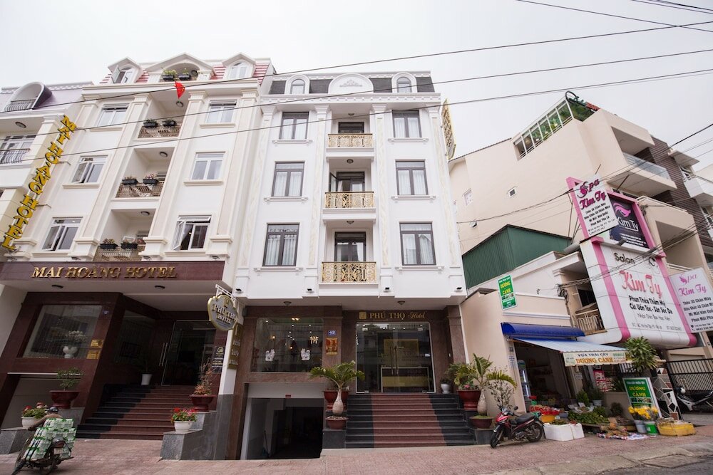 Фото Da Lat Phu Tho Hotel