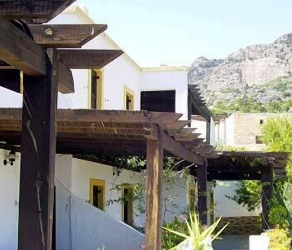 Фото Filoxenia Villa