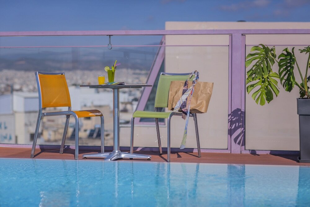 Фото Novus City Hotel