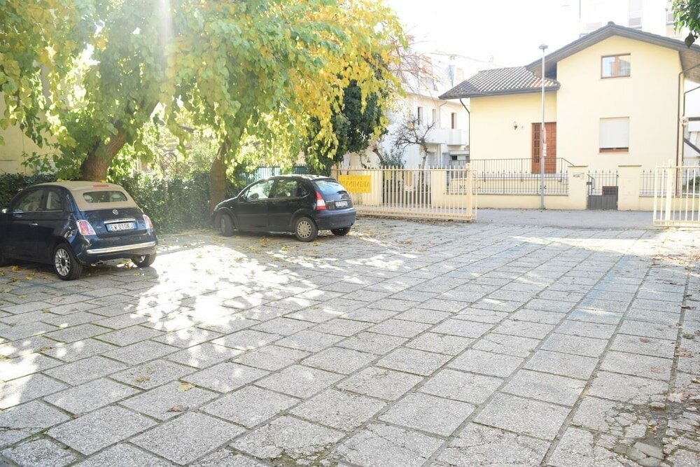 Фото Hotel Ariminum