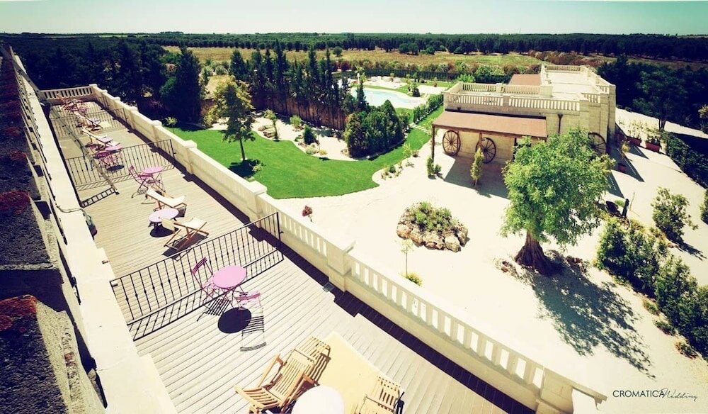 Фото Le Scuderie - Castello Monaci