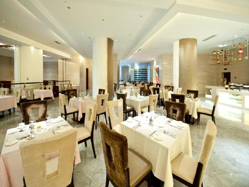 Фото Zijingang International