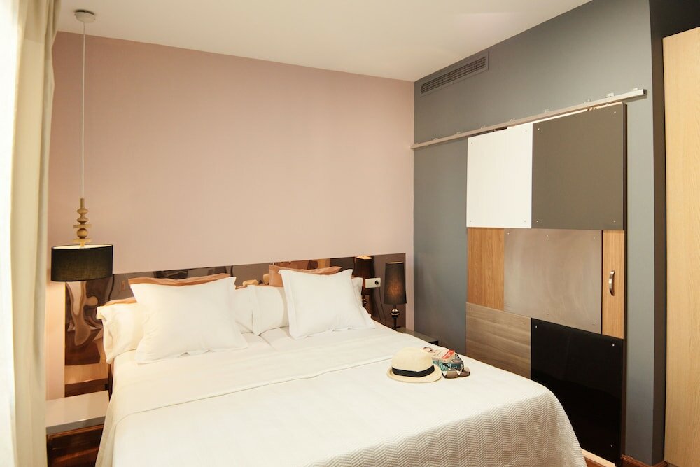 Фото Hotel Boutique Villa Lorena by Charming Stay