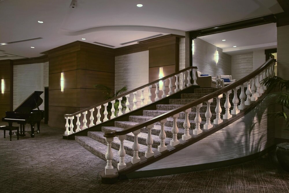 Фото Hilton Orrington Evanston