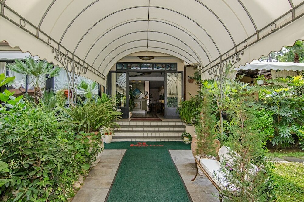 Фото Hotel Kyrton