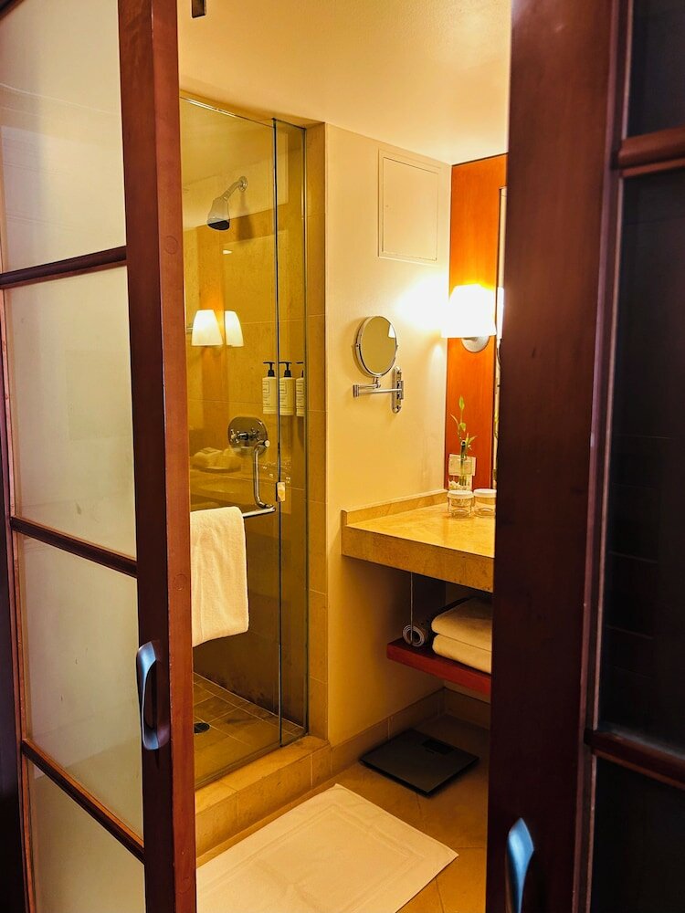 Фото Taj Campton Place