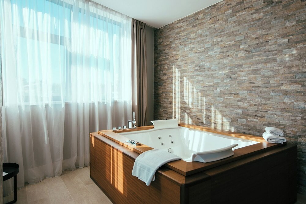 Фото Marvie Hotel & Health