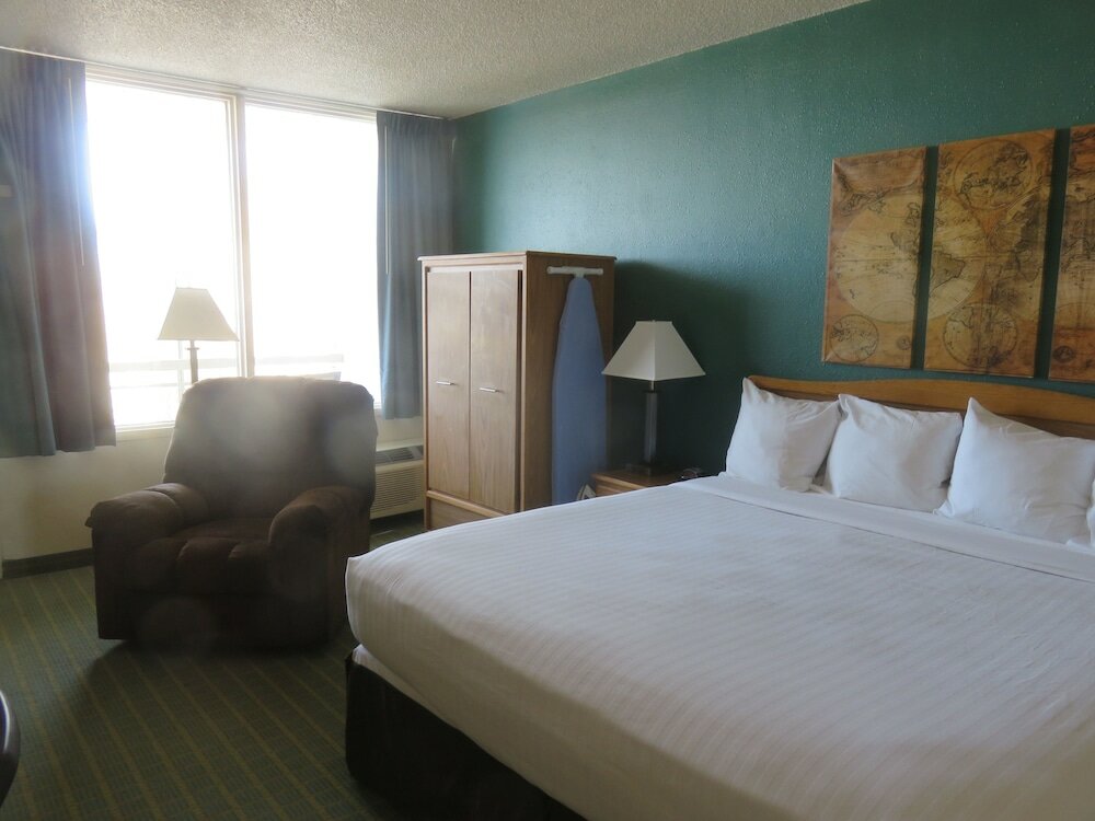 Фото Baymont by Wyndham Fargo