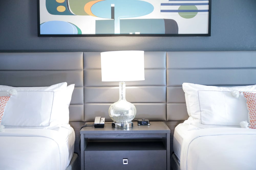 Фото The Rewind West Des Moines, Tapestry Collection by Hilton