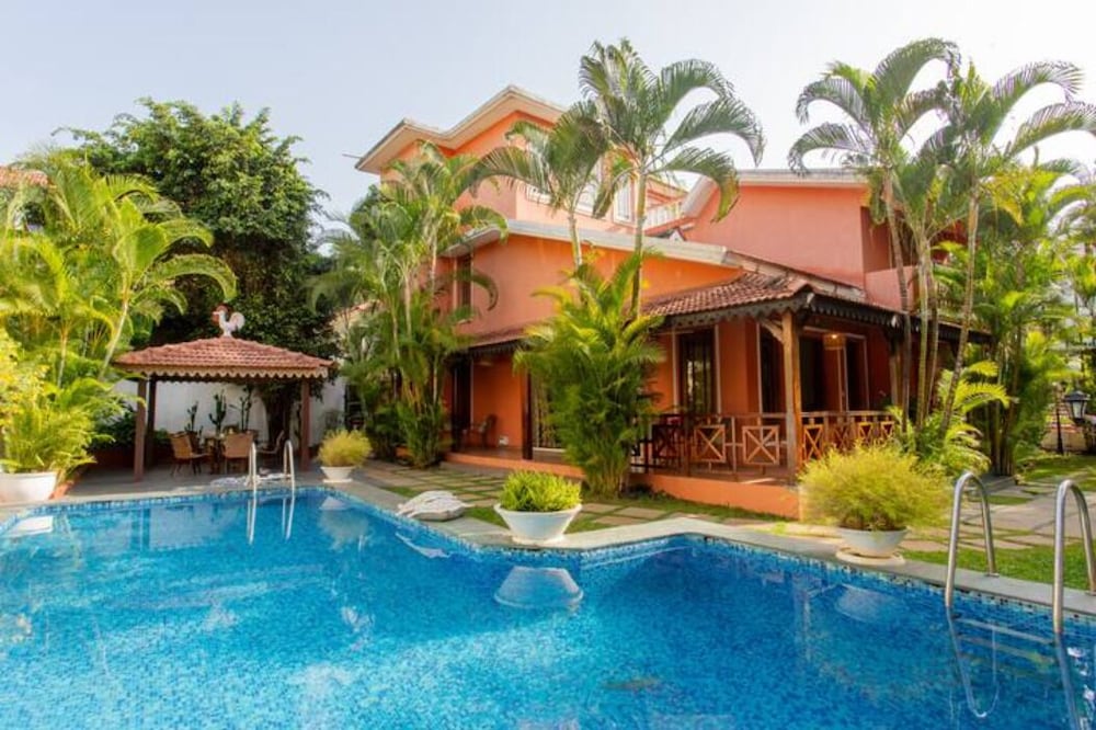 Фото Aguada Anchorage - The Villa Resort