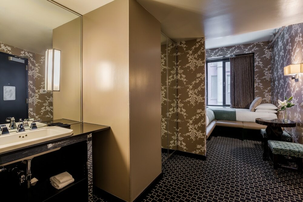 Фото 45 Times Square Hotel