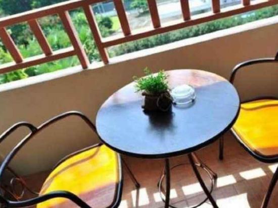 Фото Thipurai Beach Hotel