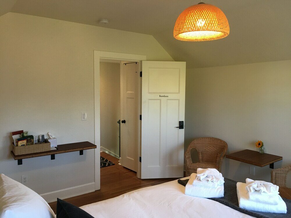 Фото The Alberta Petite Hotel