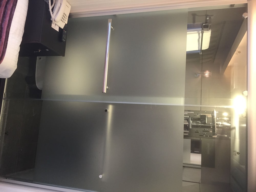 Фото Seasons Hotel - Causeway Bay