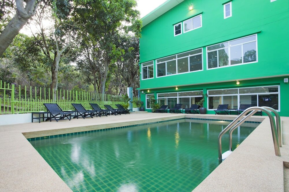 Фото Wiz Hotel Pattaya