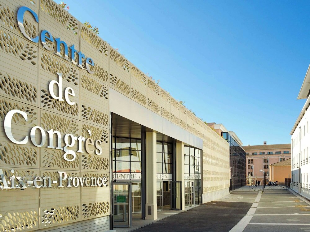 Фото hotelF1 Aix en Provence Sainte Victoire