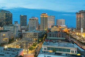 Гостиница New Orleans Marriott Warehouse Arts District