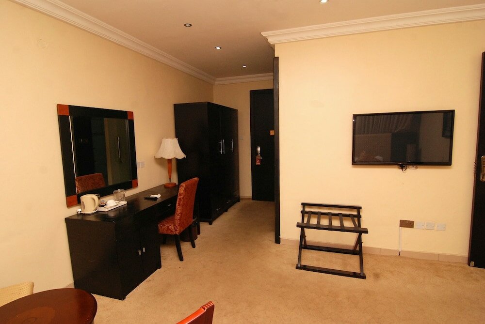 Фото Stonehedge Hotel