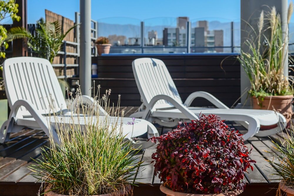 Фото Portal Plaza Suites