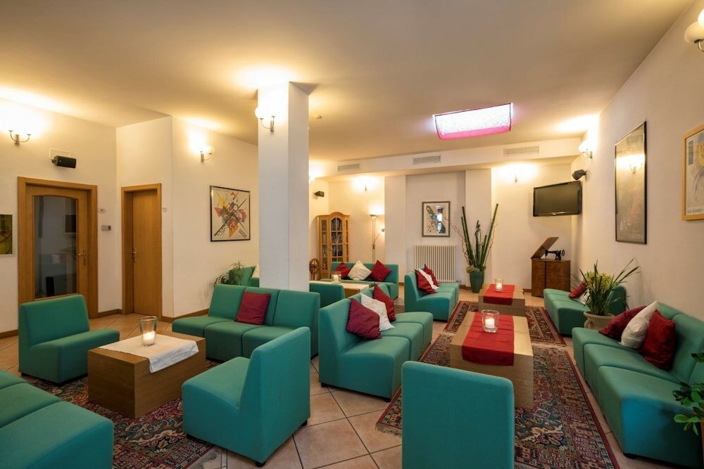 Фото отеля 3