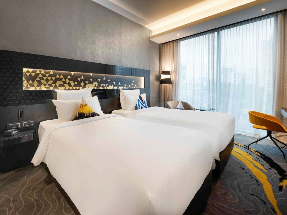 Фото Novotel Singapore On Stevens