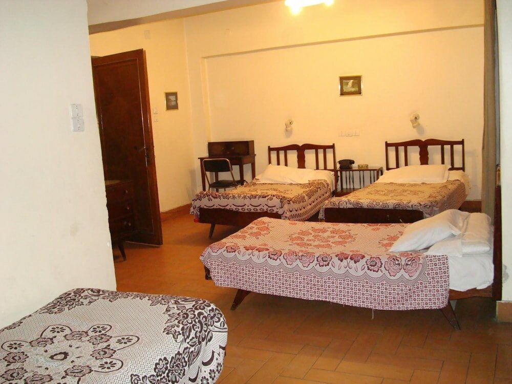 Фото Lotus Hotel