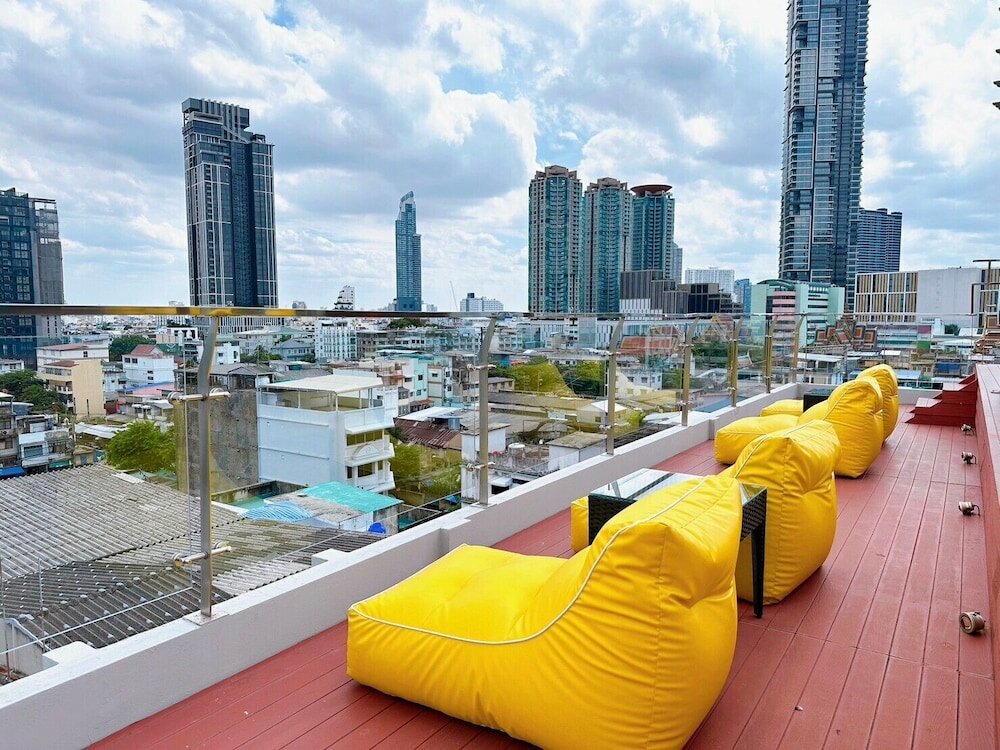 Фото Miloft Sathorn Hotel