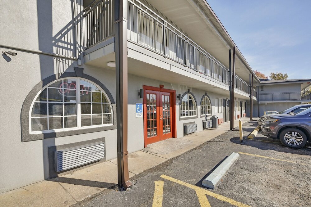 Фото Oyo Hotel Shreveport Airport North