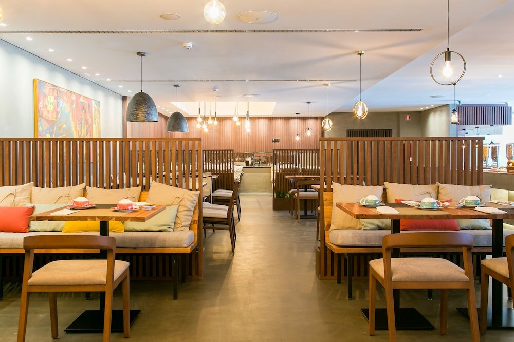 Фото Four Points by Sheraton Sesimbra