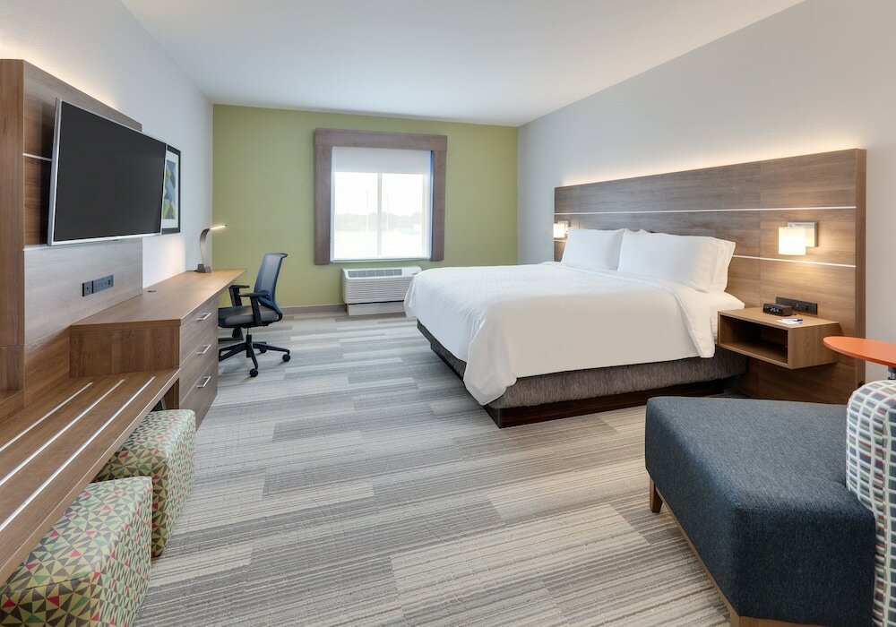Фото Holiday Inn Express & Suites Plano - The Colony, an Ihg Hotel