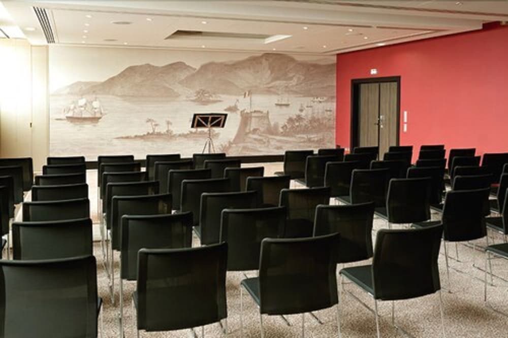 Фото Hôtel Le Nouveau Monde