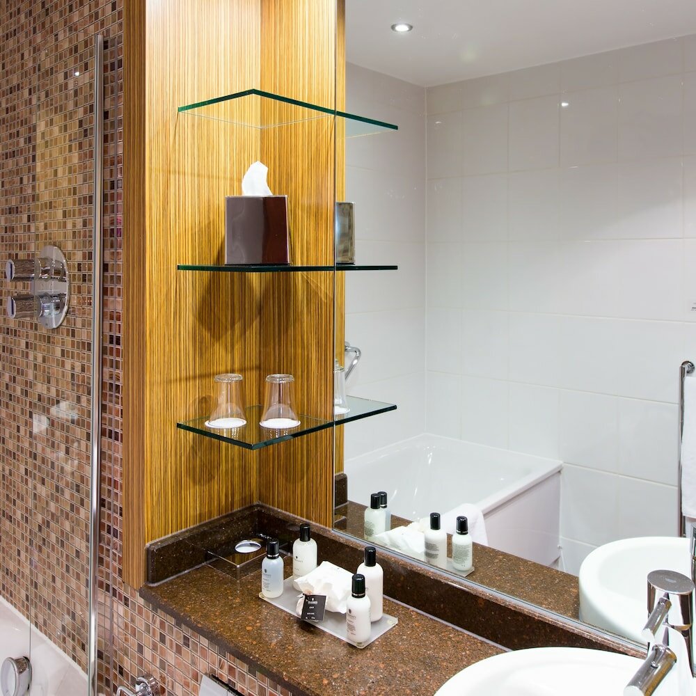 Фото Ashford International Hotel & SPA