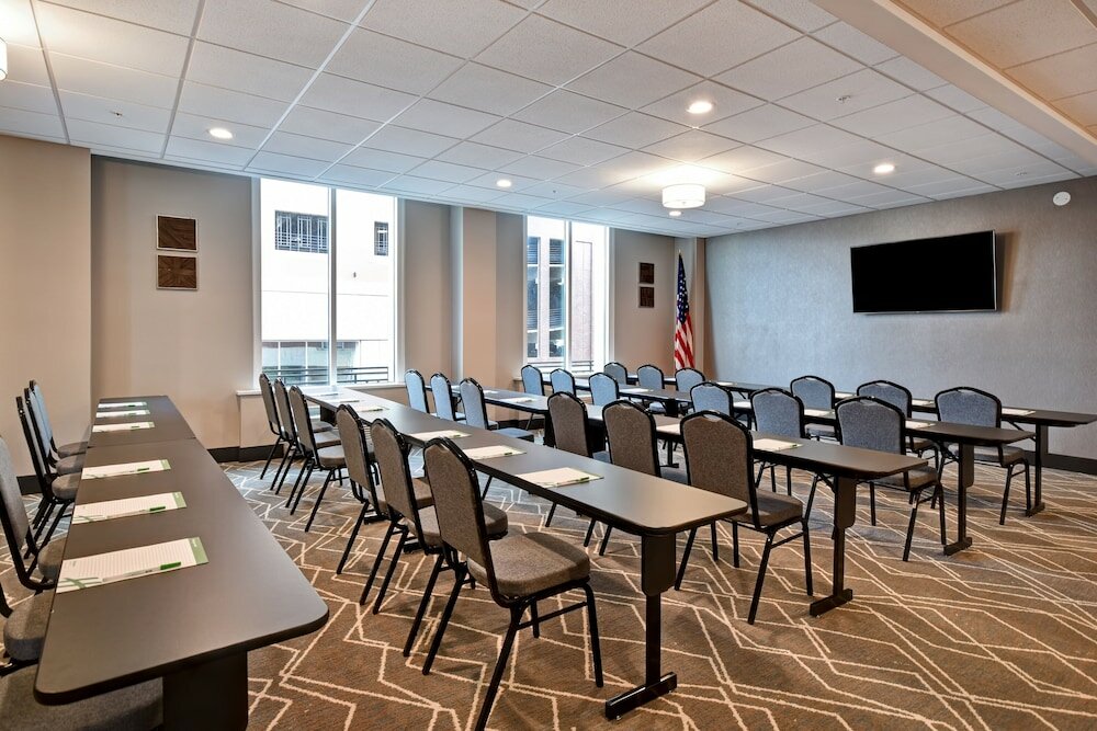 Фото Holiday Inn Lancaster, an Ihg Hotel