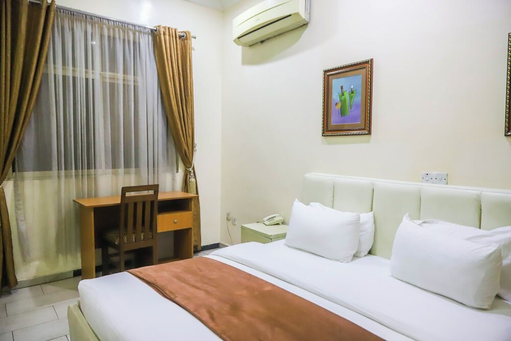 Фото 3J's Hotel Ltd