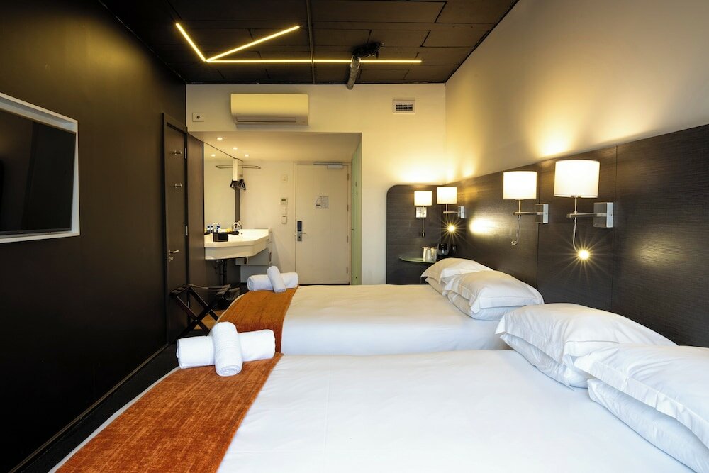 Фото Onomo Hotel Waterfront 