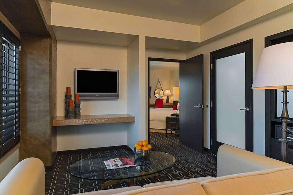 Фото Hotel Valencia Santana Row