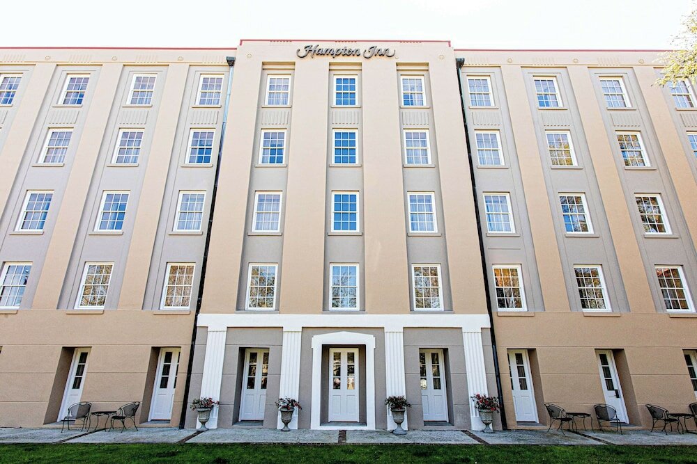 Фото Hampton Inn Charleston-Historic District