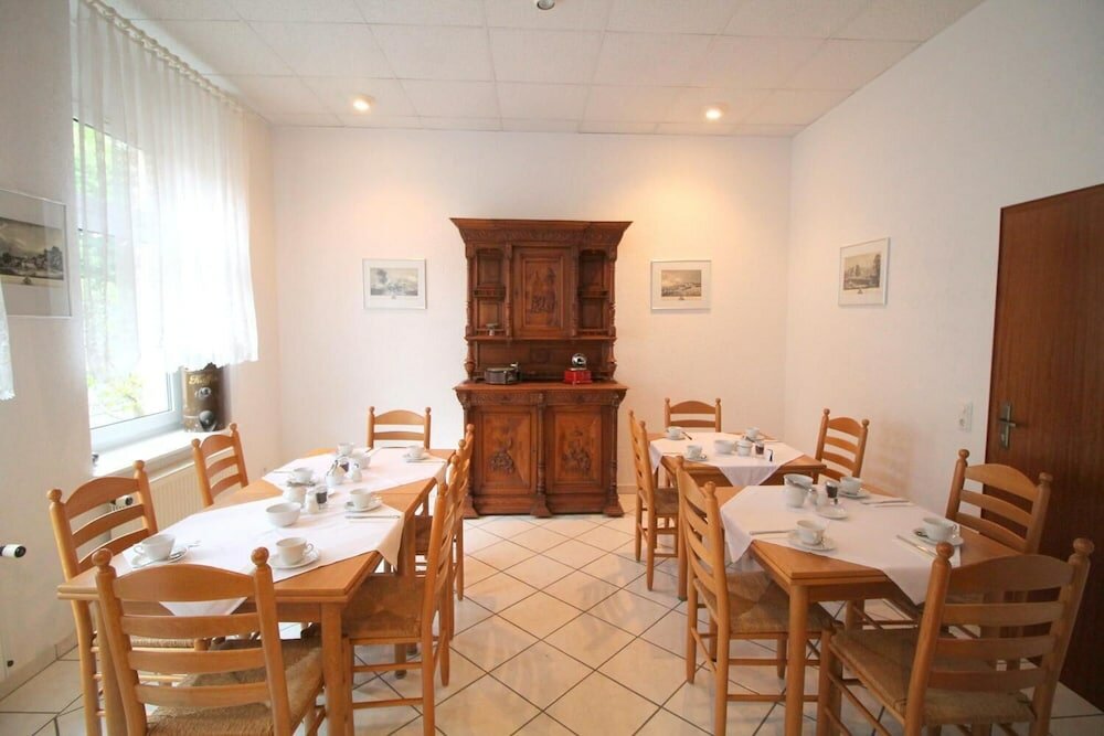 Фото Hotel Burgk